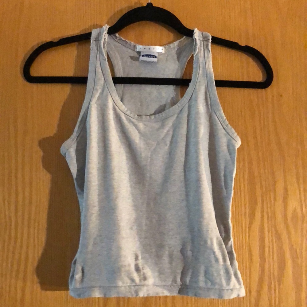 grey cropped workout tank